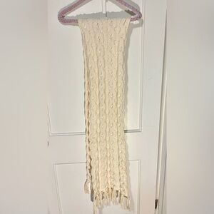 Woolrich Ivory Cable Knit Scarf